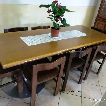 Casa Vacanze Σπίτι διακοπών Salò